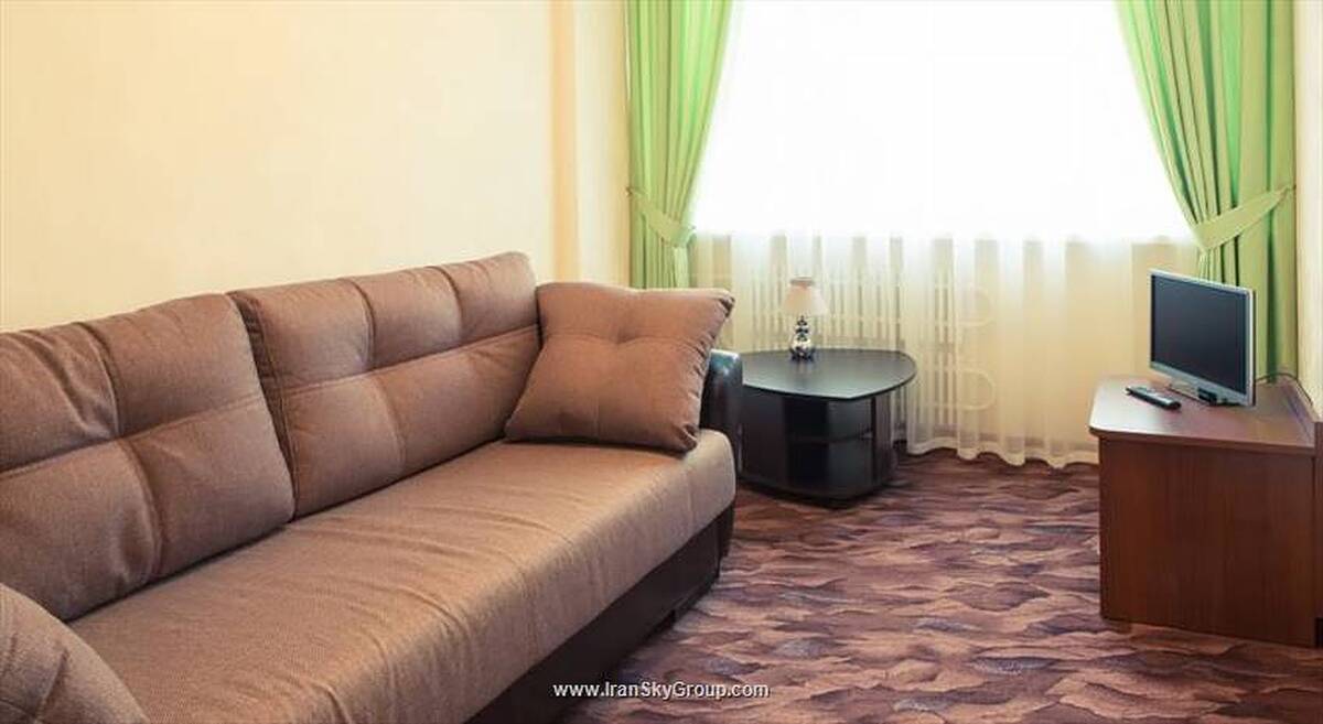 هتل پکروسکی-استرشنوو