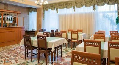 هتل پکروسکی-استرشنوو