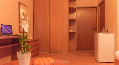 مستر هتل آن پروومیسکایا