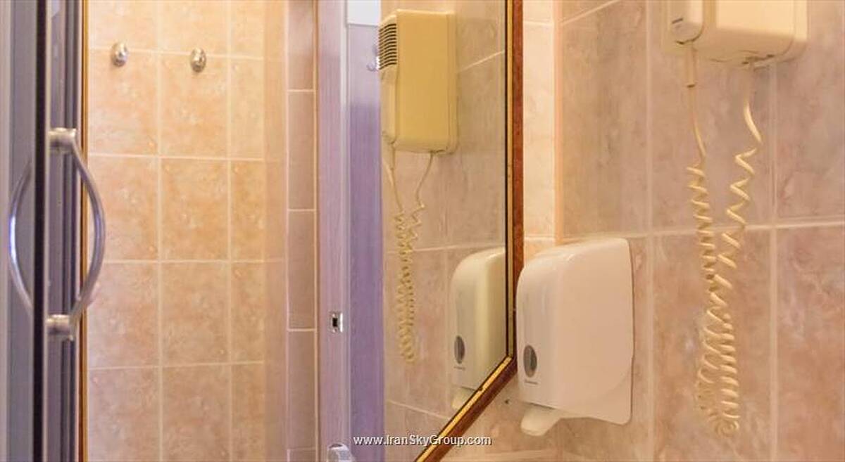مستر هتل آن پروومیسکایا