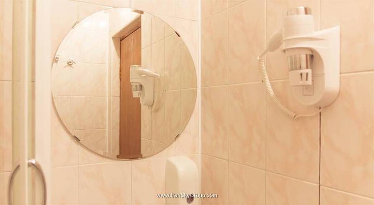 مستر هتل آن پروومیسکایا