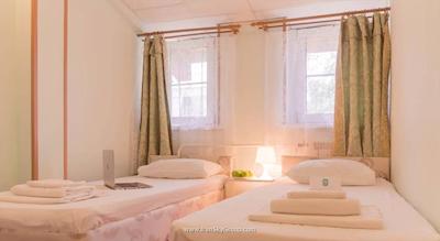 اندرون هتل آن ایلیچا اسکوئر