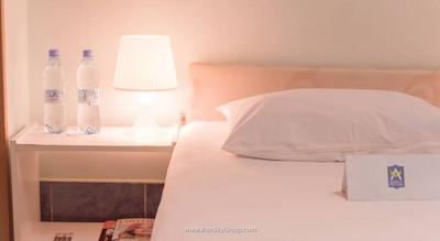 اندرون هتل آن ایلیچا اسکوئر