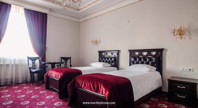 نابت پالاس دومدودوو