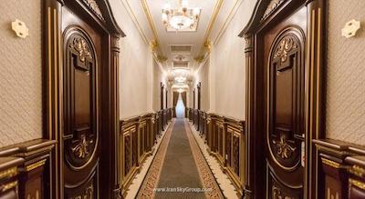 نابت پالاس دومدودوو