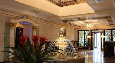 نابت پالاس دومدودوو