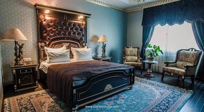 نابت پالاس دومدودوو