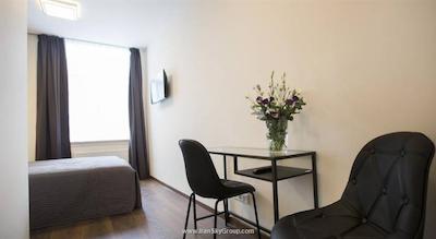 کونتین گلدن بیر هتل