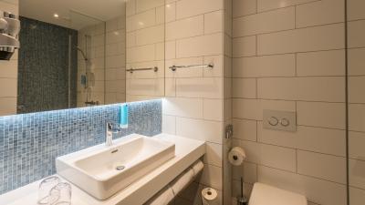 هالیدی این اکسپرس مونیخ سیتی وست