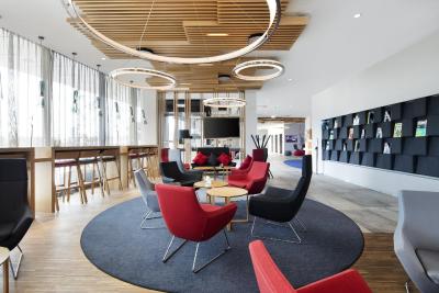 هالیدی این اکسپرس مونیخ سیتی وست