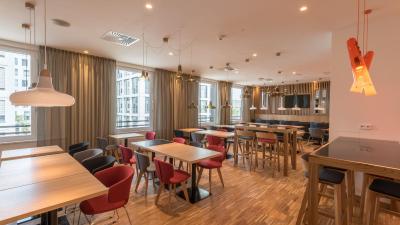 هالیدی این اکسپرس مونیخ سیتی وست