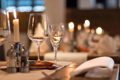 وای وادی هتل بایر 89