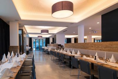 وای وادی هتل بایر 89