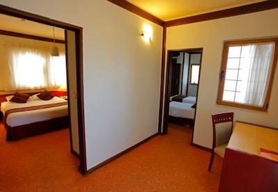 هتل پارسیان توریست توس