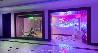 آنتالیا هتل ریزورت اند اسپا اوز هتل