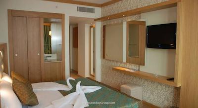 آنتالیا هتل ریزورت اند اسپا اوز هتل