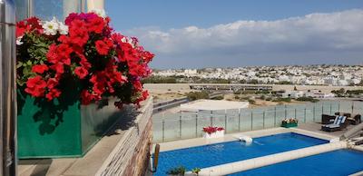 کورال مسقط هتل اند آپارتمان