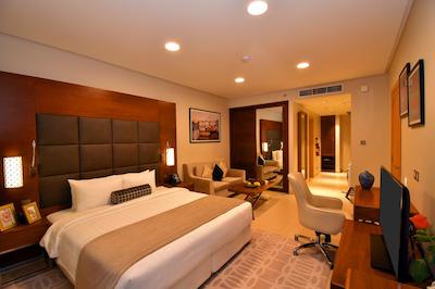 لوتیو سویتز مسقط ممبر آف رادیسون ایندیویجال