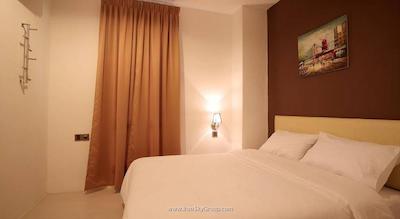 آی-هتل ‌کوتا دامانسارا