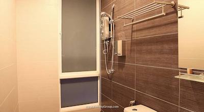 آی-هتل ‌کوتا دامانسارا