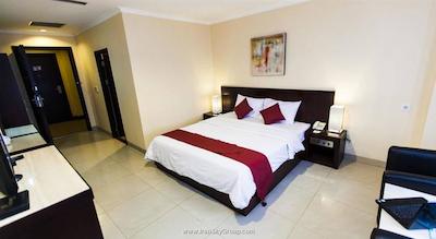 ارچردز هتل اینداستری