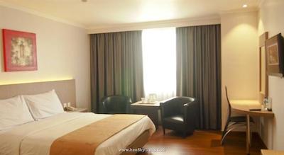 ارچردز هتل اینداستری