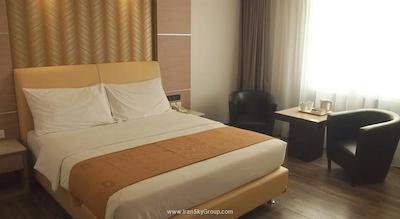 ارچردز هتل اینداستری