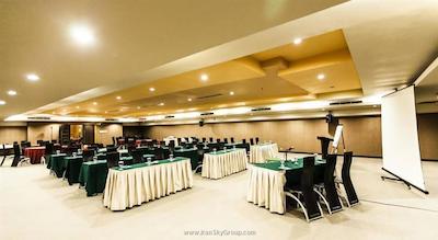 ارچردز هتل اینداستری