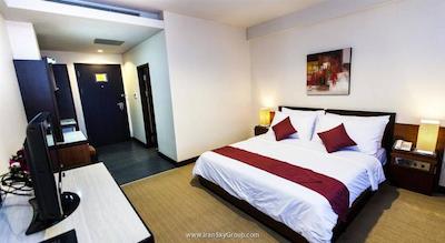 ارچردز هتل اینداستری