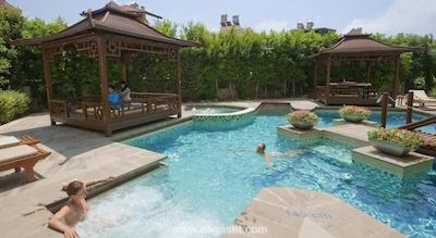 کریستال ادمیرال ریزورت سوئیتس اند اسپا