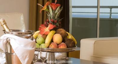 کریستال ادمیرال ریزورت سوئیتس اند اسپا