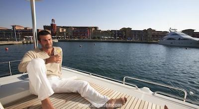 اوتیوم سی لایت ریزورت هتل