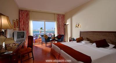 اوتیوم سی لایت ریزورت هتل