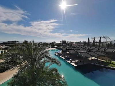 لیماک لارا دلوکس هتل اند ریزورت