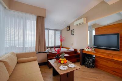 لیماک لارا دلوکس هتل اند ریزورت