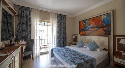 کریستال پارایسو ورد ریزورت اند اسپا