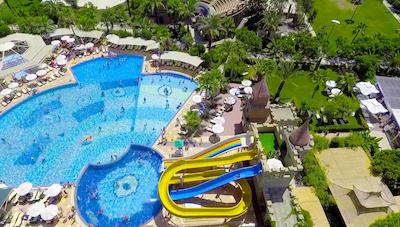 بلک بیچ ریزورت