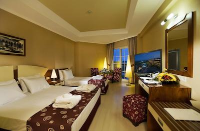 بلک بیچ ریزورت