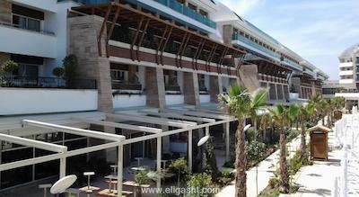 کریستال واترورلد ریزورت اند اسپا