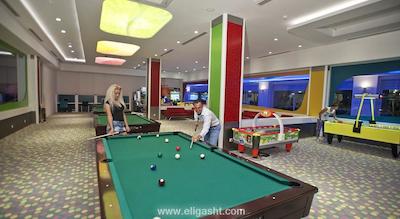 کریستال واترورلد ریزورت اند اسپا