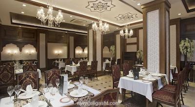 کریستال واترورلد ریزورت اند اسپا