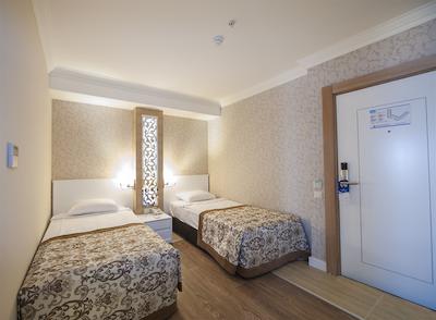 کریستال سان ست لاکچری ریزورت اند اسپا