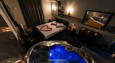 الکس هتل آن دیبنکو