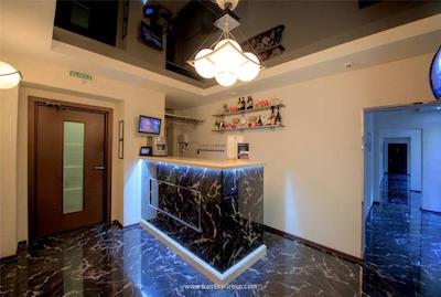 الکس هتل آن دیبنکو