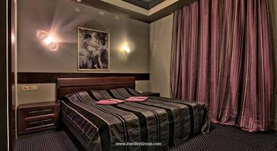 الکس هتل آن دیبنکو