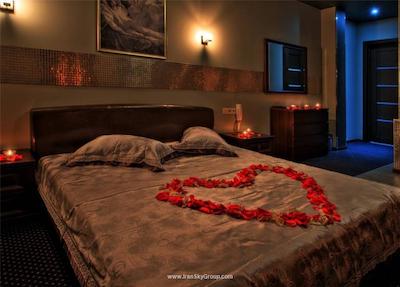 الکس هتل آن دیبنکو