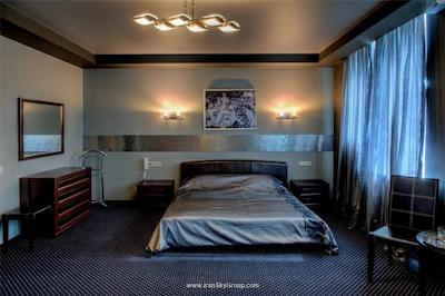 الکس هتل آن دیبنکو