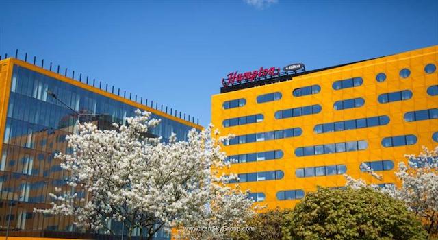 همپتون بای هیلتون سن-پترزبورگ اکسپوفروم