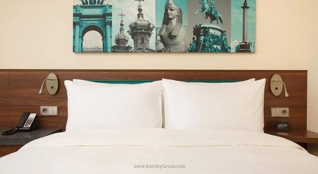 همپتون بای هیلتون سن-پترزبورگ اکسپوفروم