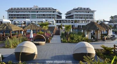 سنسیمار بلک ریزورت اند اسپا